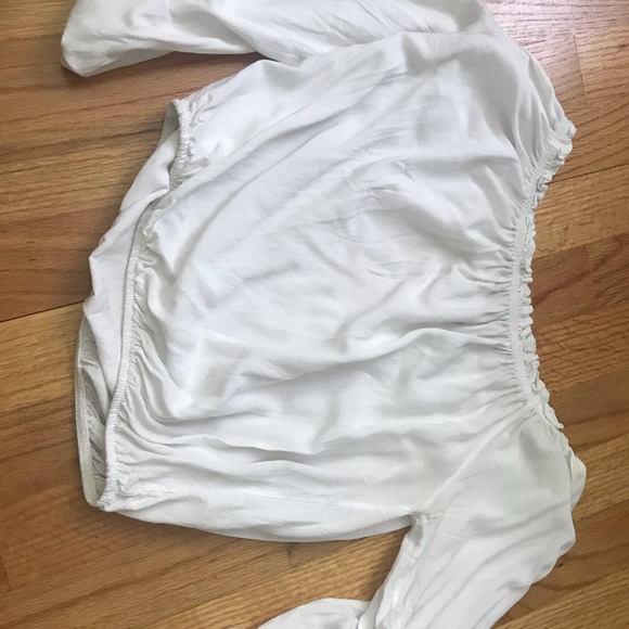 Brandy Melville Tops - Brandy Melville off the shoulder top Brandy Melville Tops - Brandy Melville off the shoulder top